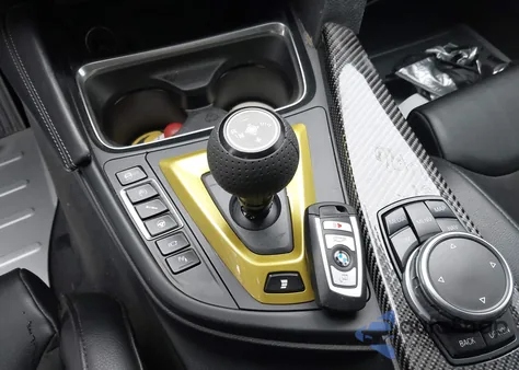 2017 BMW M3 z USA, uszkodzony, nr VIN WBS8M9C56H5G83710